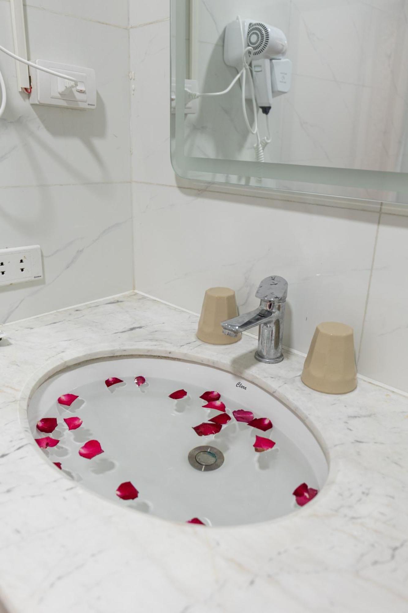 Hoang Gia Hotel Dong Anh Εξωτερικό φωτογραφία